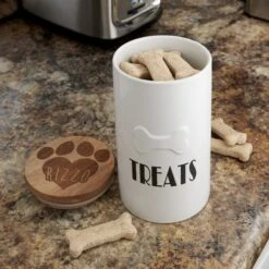 Frisco Ceramic Personalized Treat Jar With Wood Lid, 4 Cup, 32oz 8 Frisco Ceramic Personalized Treat Jar With Wood Lid, 4 Cup, 32oz -Frisco 301179 PT2. AC SS1800 V1631119609