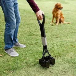 Frisco Spring Action Foldable Dog Pooper Scooper & Frisco Handle Dog Poop Bag -Frisco 303618 PT4. AC SS1800 V1669928458