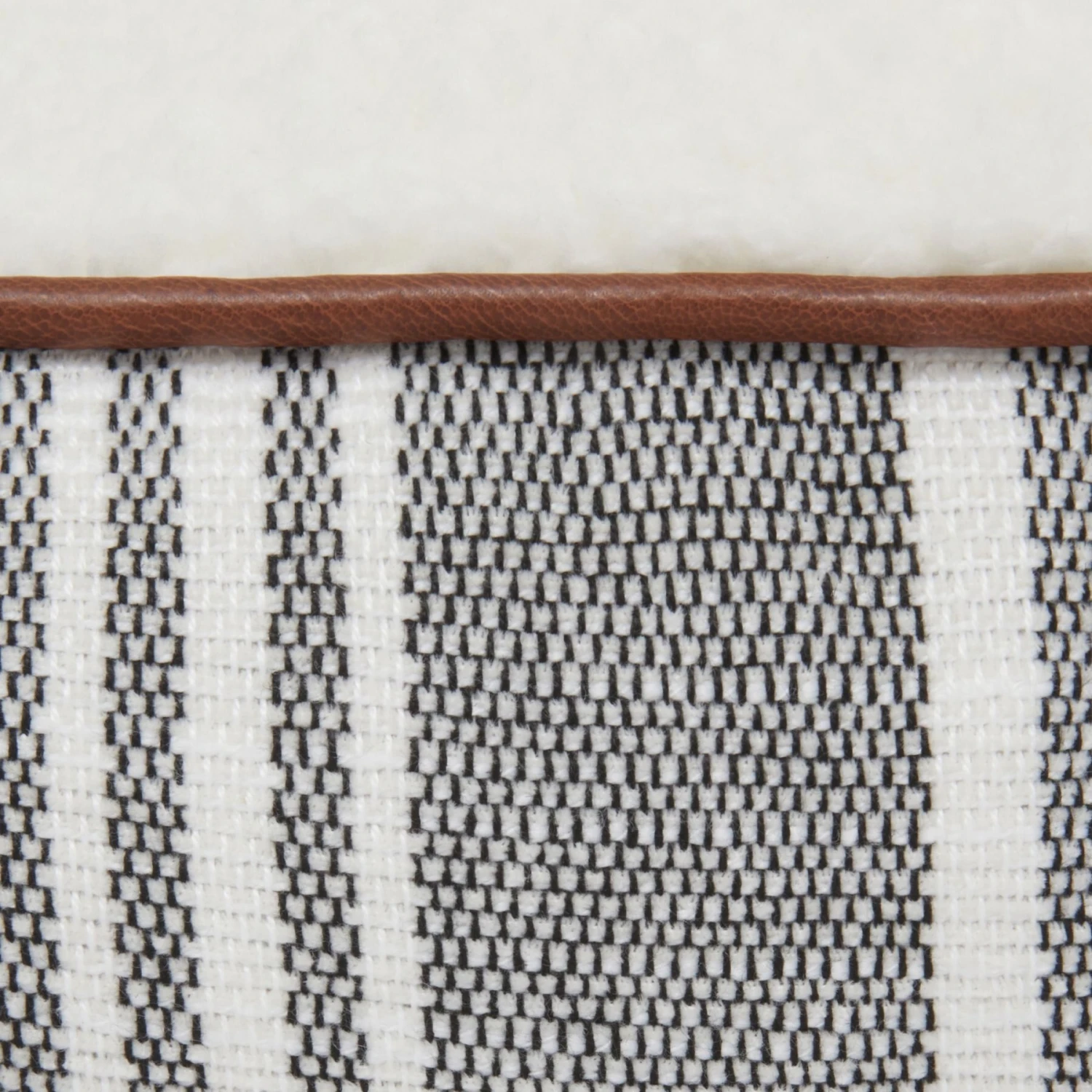 Frisco Farmhouse Double Bolster Dog & Cat Cuddler 4 Frisco Farmhouse Double Bolster Dog & Cat Cuddler - Image 4