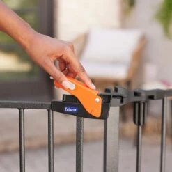 Frisco Outdoor Galvanized Steel 8-Panel Configurable Gate And Playpen With Oxford Roof 15 Frisco Outdoor Galvanized Steel 8-Panel Configurable Gate And Playpen With Oxford Roof -Frisco 507086 PT6. AC SS1800 V1668631338