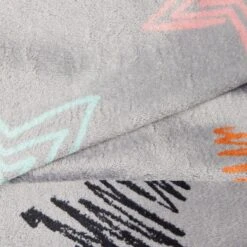 Frisco Plush Cat & Dog Throw Blanket 9 Frisco Plush Cat & Dog Throw Blanket -Frisco 816702 PT4. AC SS1800 V1701117014